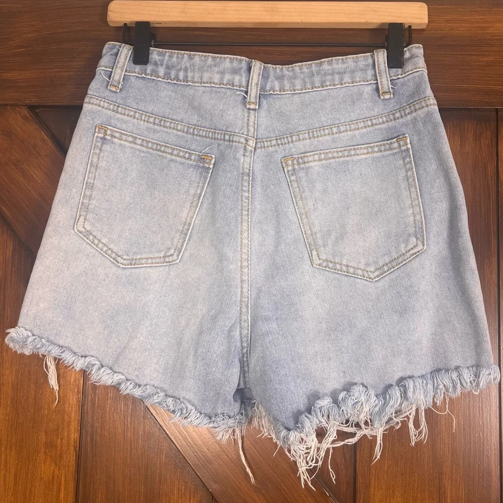 Distressed Light Blue Denim Shorts Size 6‎